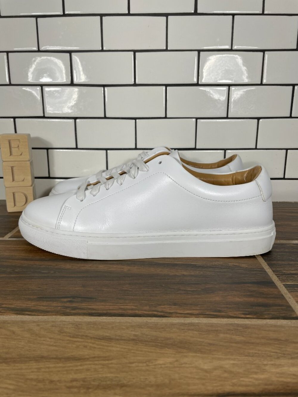 Thursday Everyday Shoes Mens Size 10.5 White Leather Low Top Casual Sneakers